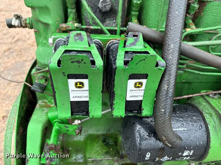 image for item EK9902 John Deere  engine