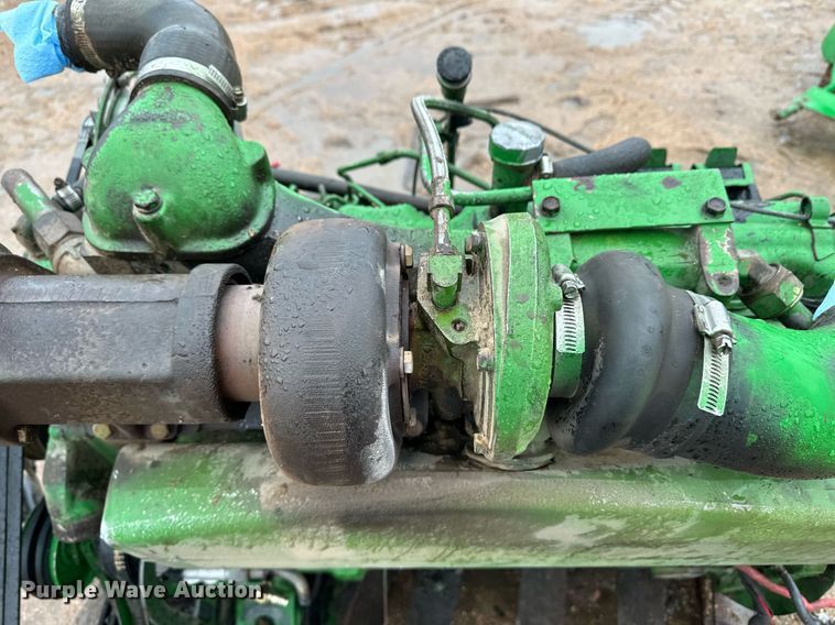 image for item EK9902 John Deere  engine