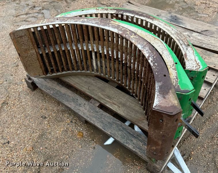 image for item EK9907 John Deere concaves