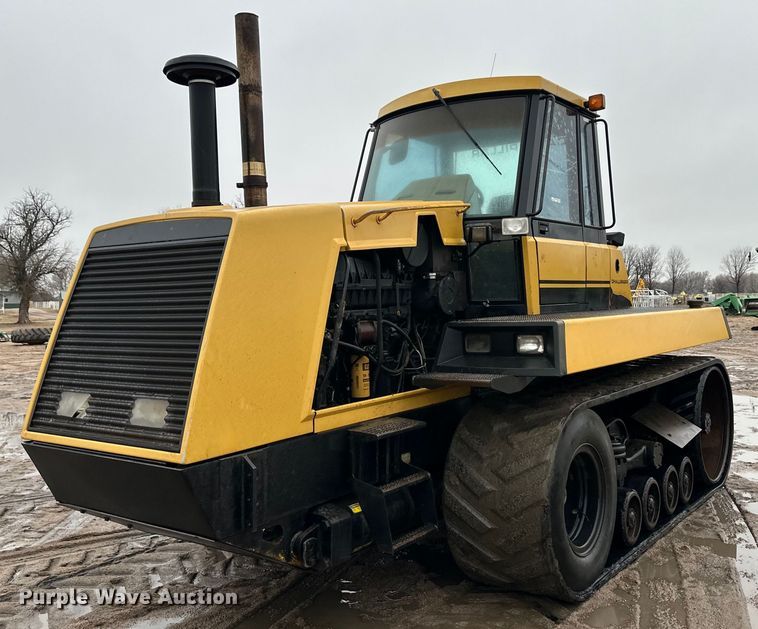 image for item EK9909 1987 Challenger 65 track tractor