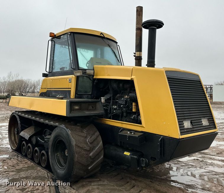 image for item EK9909 1987 Challenger 65 track tractor