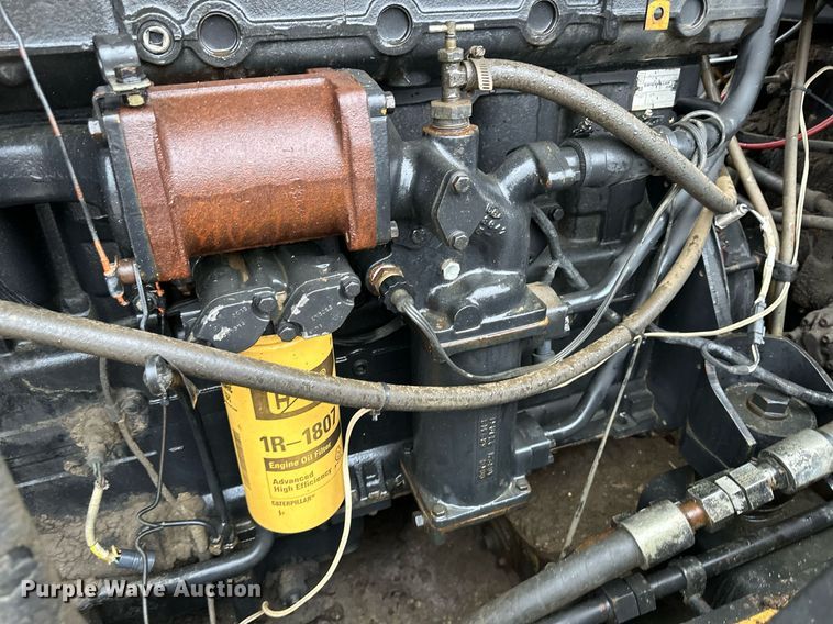 image for item EK9909 1987 Challenger 65 track tractor