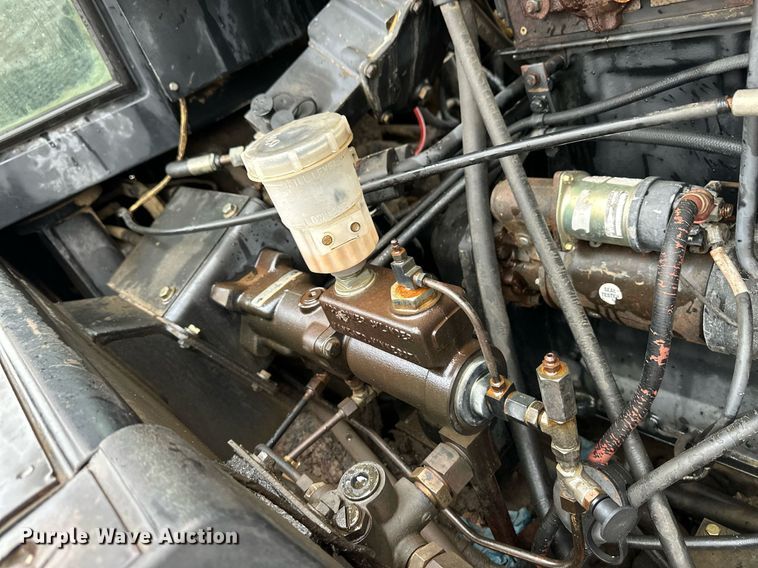 image for item EK9909 1987 Challenger 65 track tractor