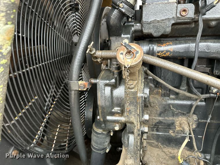 image for item EK9909 1987 Challenger 65 track tractor