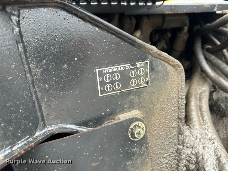 image for item EK9909 1987 Challenger 65 track tractor