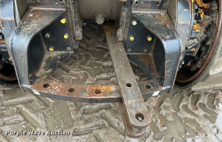 image for item EK9909 1987 Challenger 65 track tractor