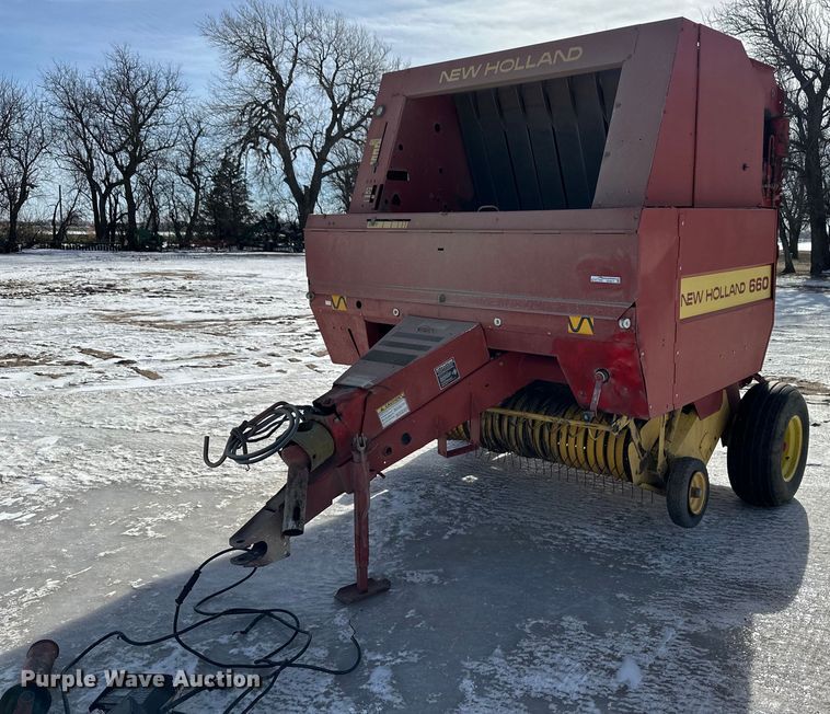 image for item EK9917 1994 New Holland New Holland  round baler