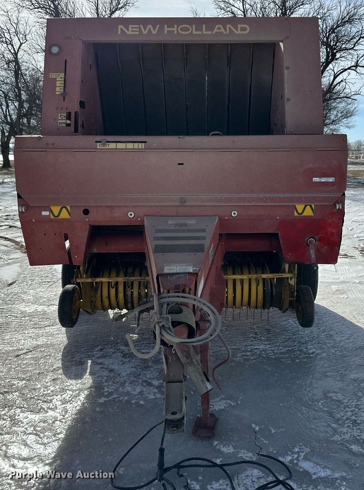 image for item EK9917 1994 New Holland New Holland  round baler