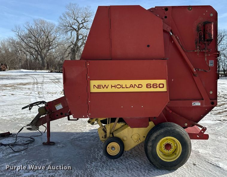image for item EK9917 1994 New Holland New Holland  round baler