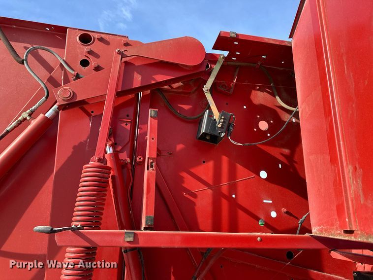 image for item EK9917 1994 New Holland New Holland  round baler