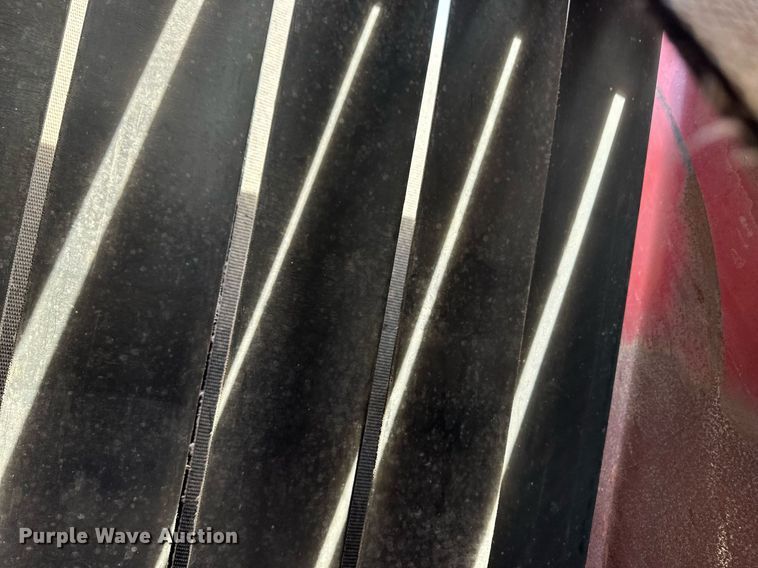 image for item EK9917 1994 New Holland New Holland  round baler