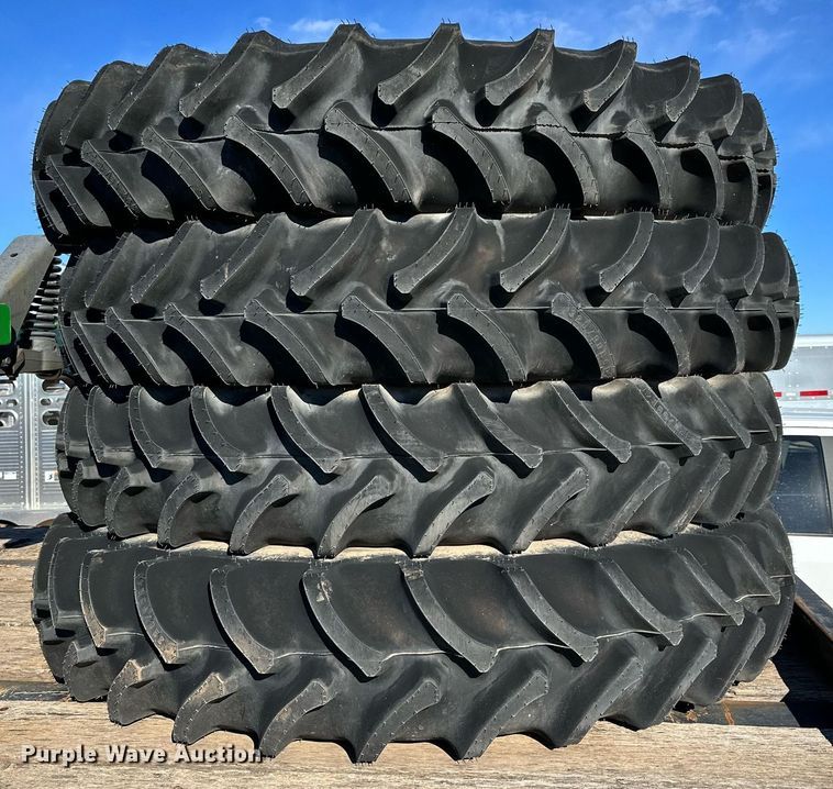 image for item IB9296 (4) Firestone 320/90R46 tires