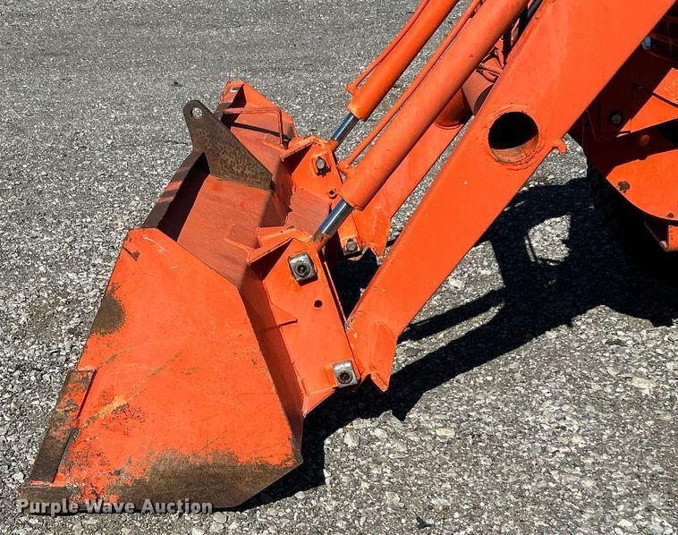 image for item KH9586 Kubota L4150DT  tractor