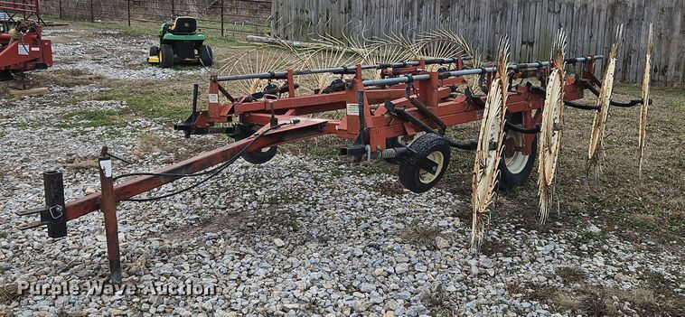 image for item LB9708 Hesston 3971  hay rake