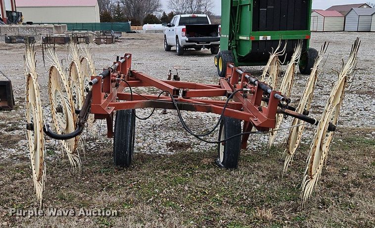 image for item LB9708 Hesston 3971  hay rake