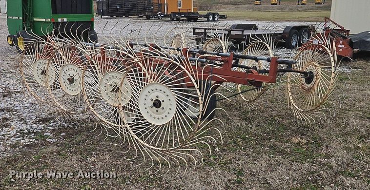 image for item LB9708 Hesston 3971  hay rake