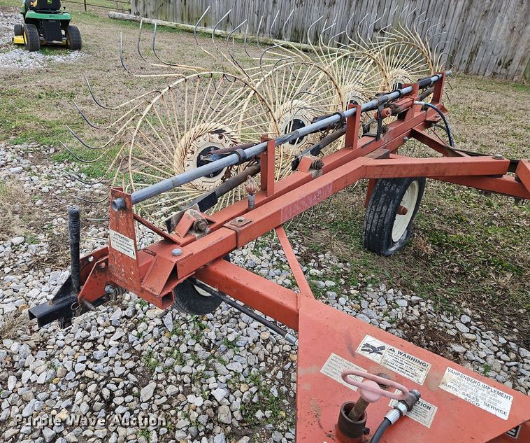 image for item LB9708 Hesston 3971  hay rake