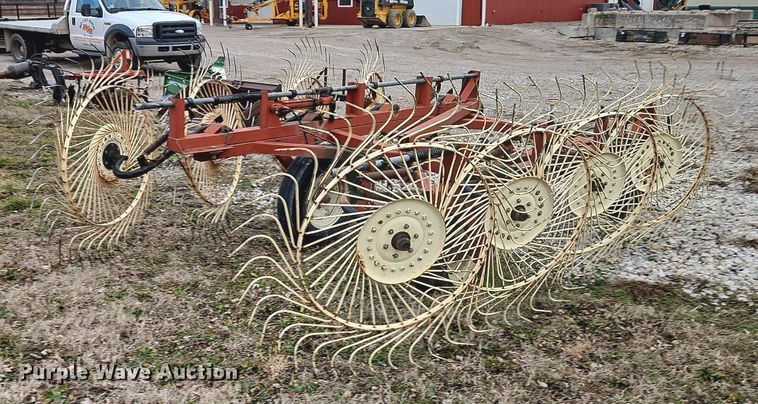 image for item LB9708 Hesston 3971  hay rake