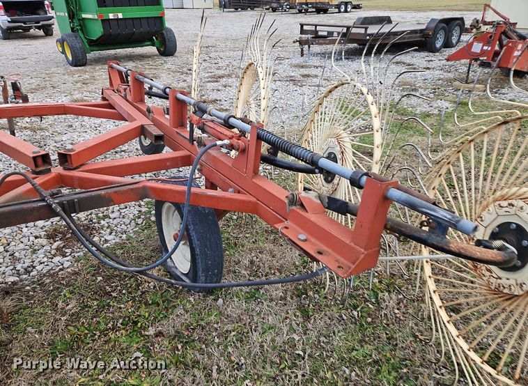 image for item LB9708 Hesston 3971  hay rake