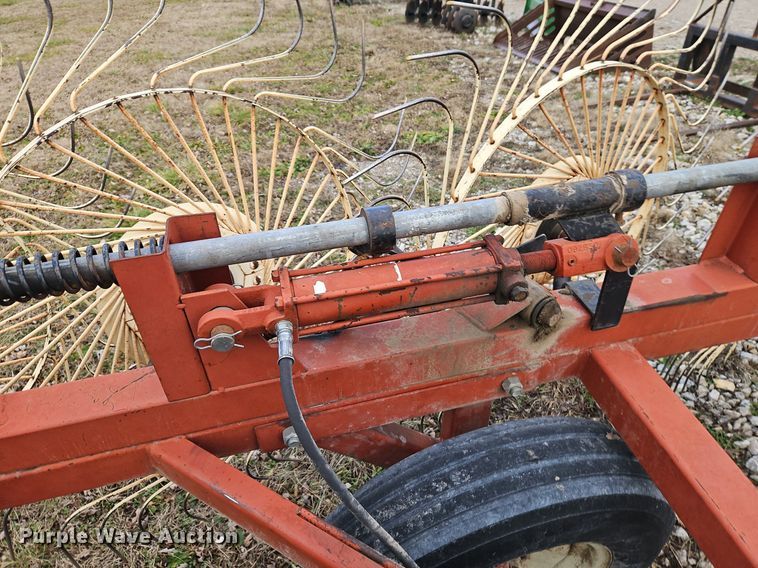 image for item LB9708 Hesston 3971  hay rake