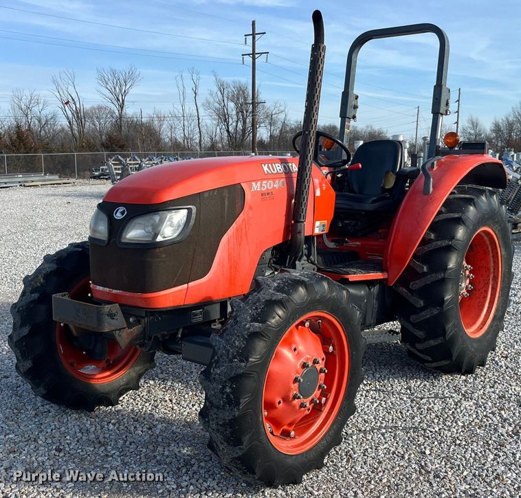 image for item LD9923 Kubota M5040D  MFWD tractor