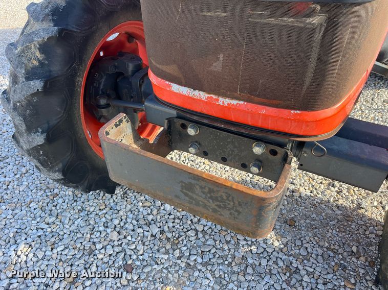 image for item LD9923 Kubota M5040D  MFWD tractor