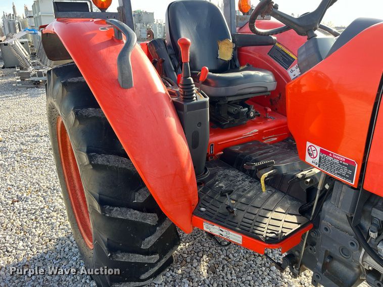 image for item LD9923 Kubota M5040D  MFWD tractor