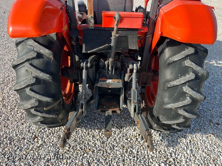 image for item LD9923 Kubota M5040D  MFWD tractor