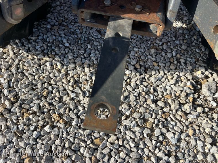 image for item LD9923 Kubota M5040D  MFWD tractor