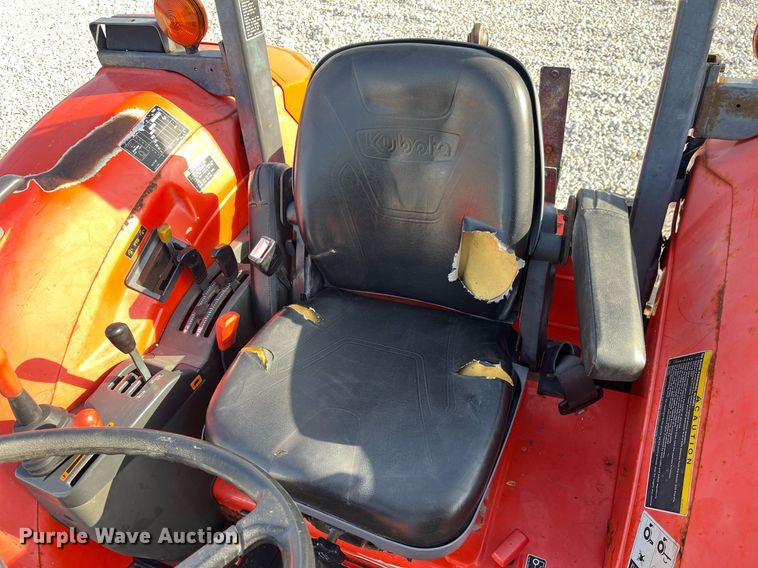 image for item LD9923 Kubota M5040D  MFWD tractor