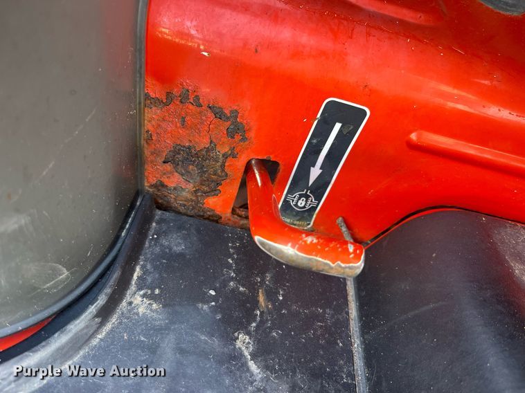 image for item LD9923 Kubota M5040D  MFWD tractor