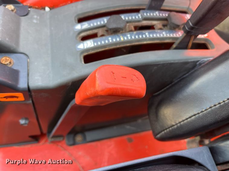 image for item LD9923 Kubota M5040D  MFWD tractor