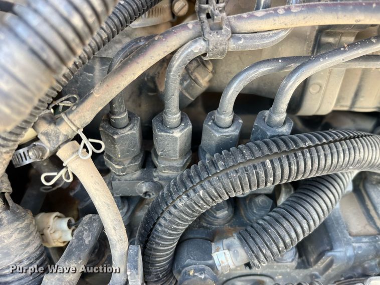 image for item LD9923 Kubota M5040D  MFWD tractor