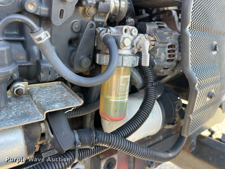 image for item LD9923 Kubota M5040D  MFWD tractor