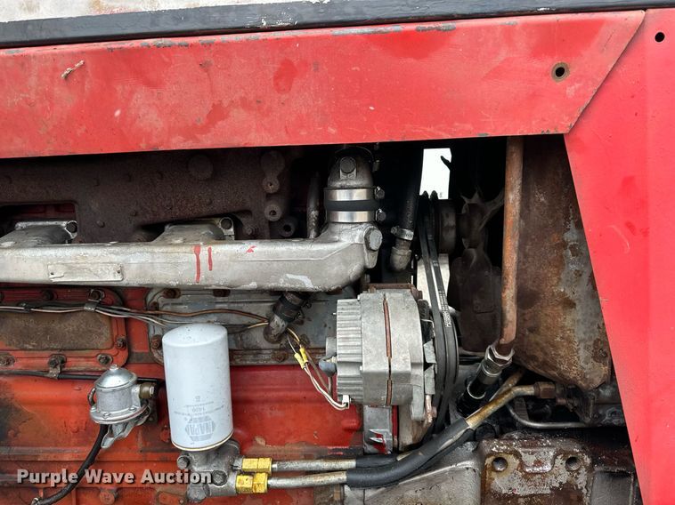 image for item LH9042 1973 Massey Ferguson 1135  tractor