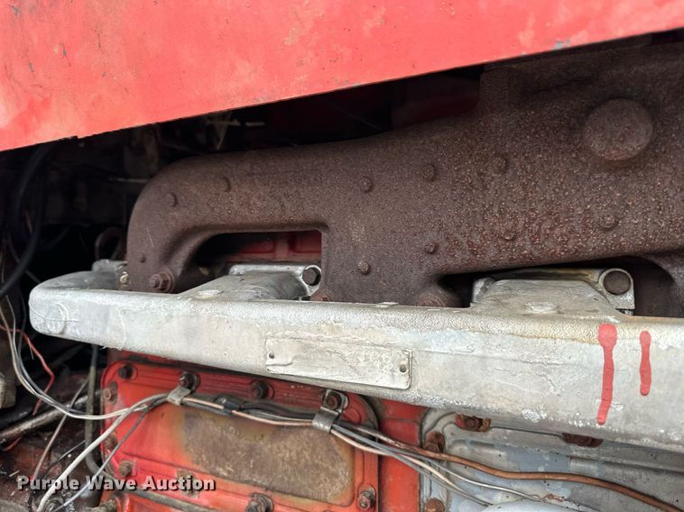 image for item LH9042 1973 Massey Ferguson 1135  tractor