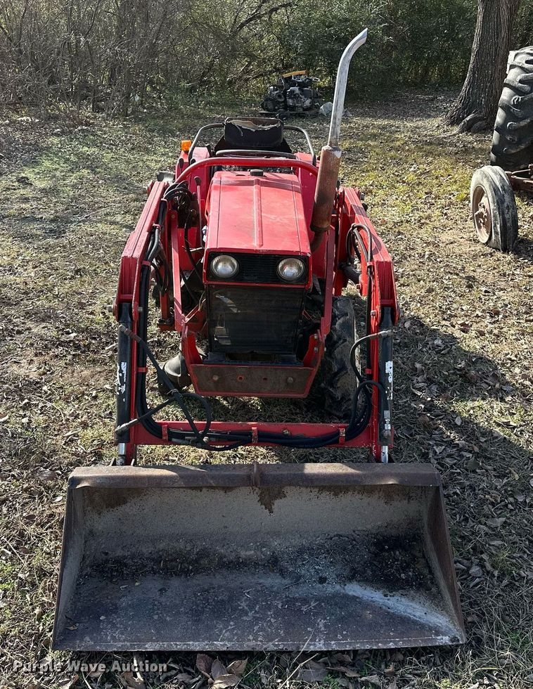 image for item LK9691 Hinomoto  MFWD tractor