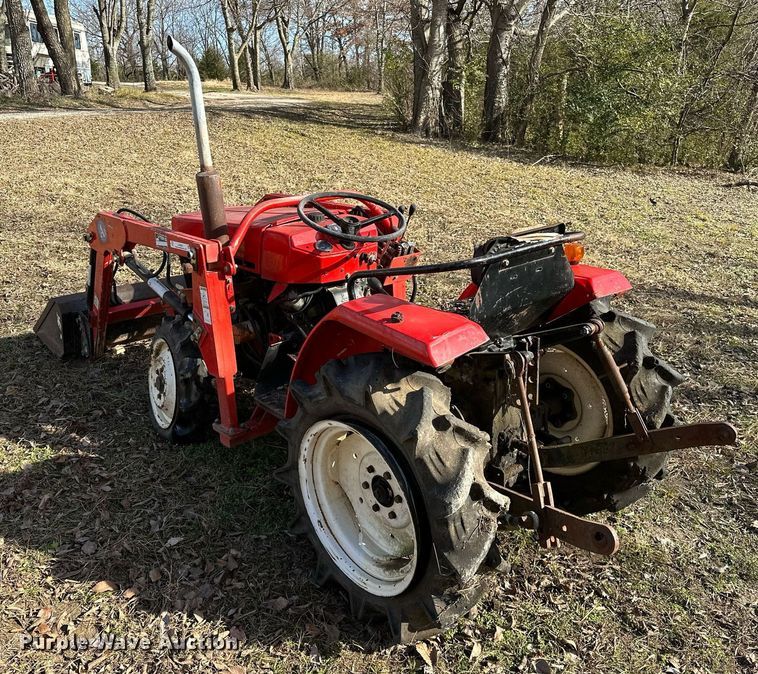 image for item LK9691 Hinomoto  MFWD tractor