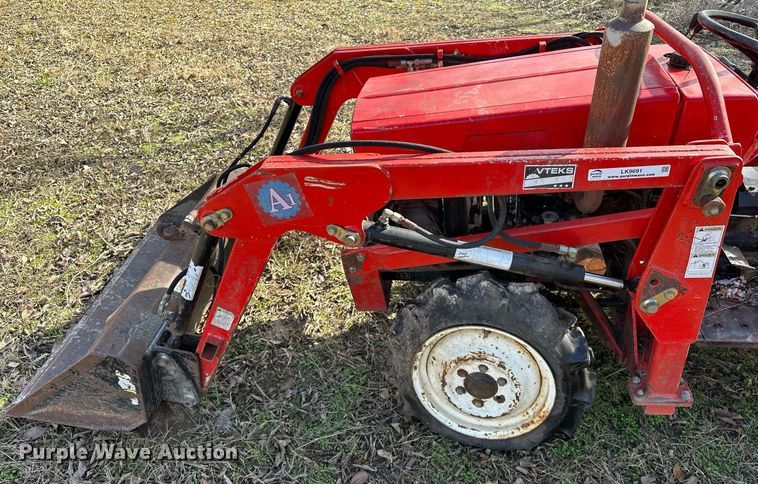 image for item LK9691 Hinomoto  MFWD tractor