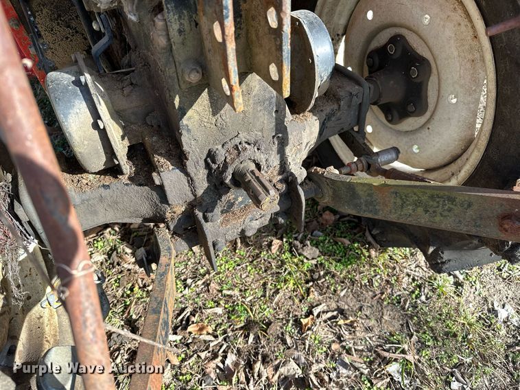 image for item LK9691 Hinomoto  MFWD tractor