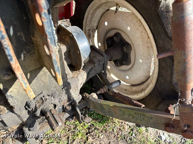 image for item LK9691 Hinomoto  MFWD tractor