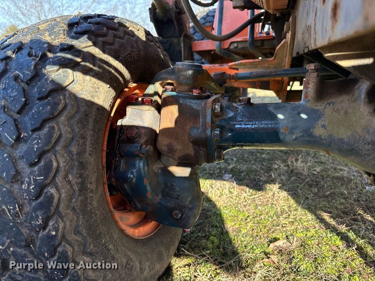 image for item LK9693 Kubota B7200D  MFWD tractor