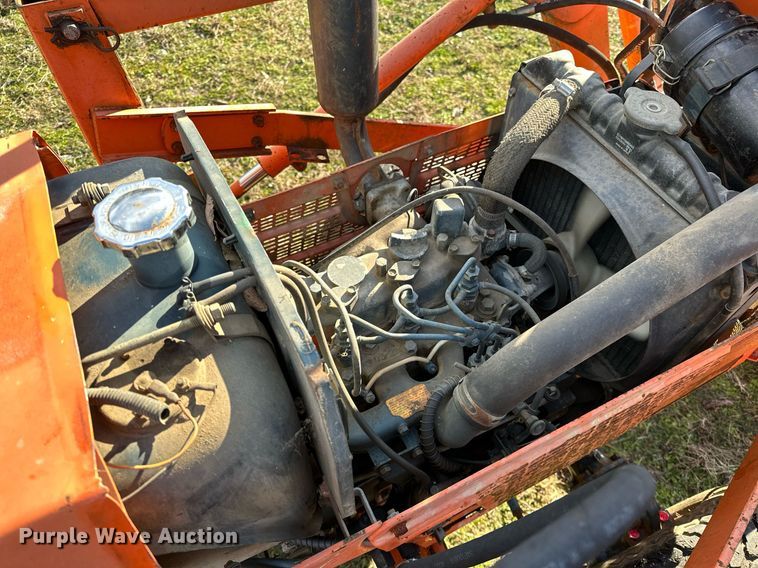 image for item LK9693 Kubota B7200D  MFWD tractor