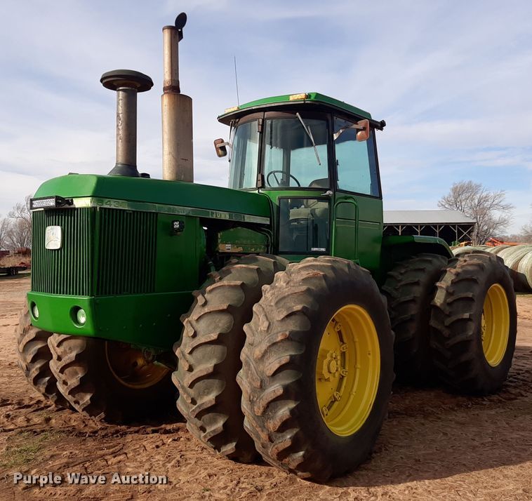 image for item LX9995 1976 John Deere 8430  4WD tractor