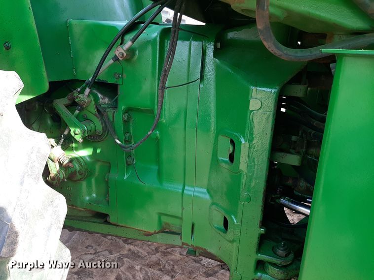 image for item LX9995 1976 John Deere 8430  4WD tractor