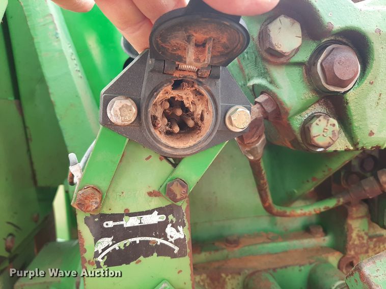 image for item LX9995 1976 John Deere 8430  4WD tractor