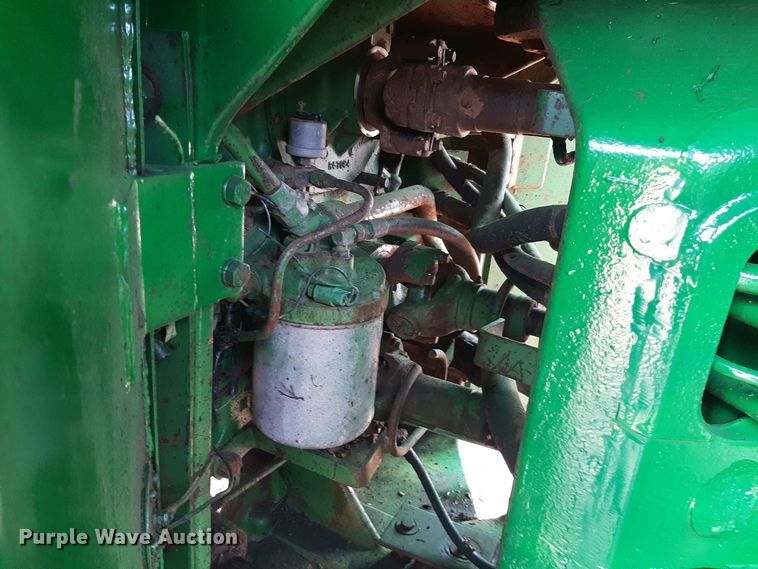 image for item LX9995 1976 John Deere 8430  4WD tractor
