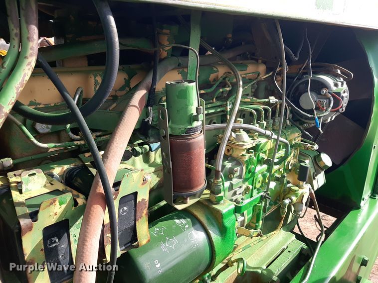 image for item LX9995 1976 John Deere 8430  4WD tractor