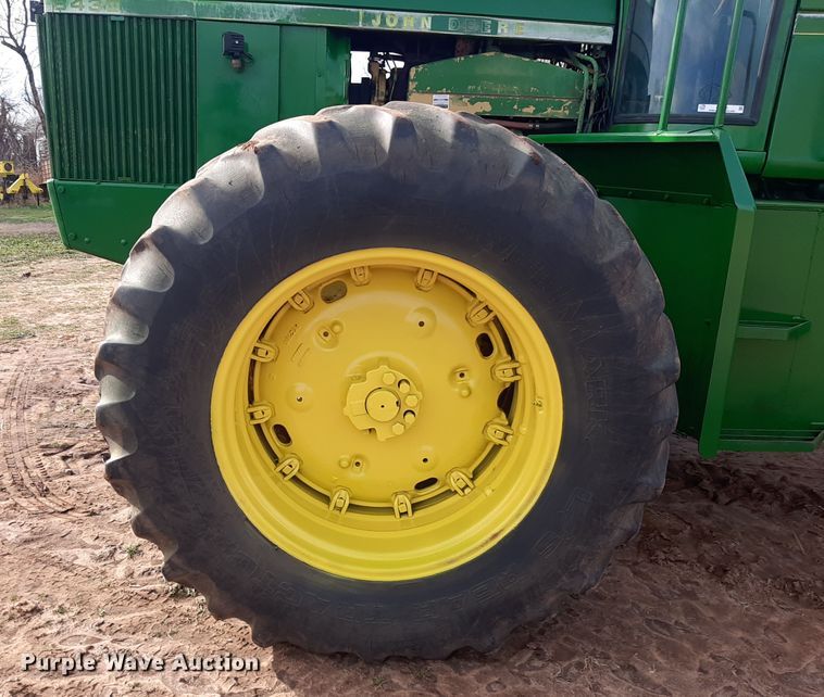 image for item LX9995 1976 John Deere 8430  4WD tractor