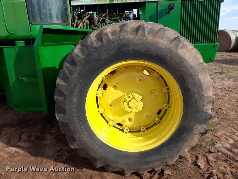 image for item LX9995 1976 John Deere 8430  4WD tractor